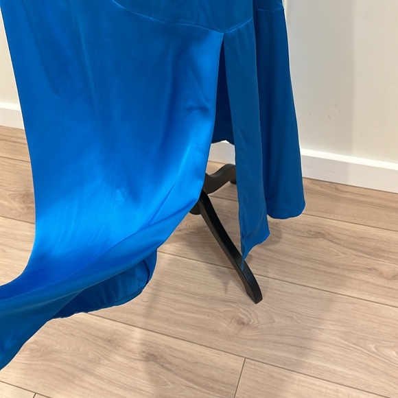 JAAF Gathered Midi Dress in Vivid Blue - Picture 6 of 15